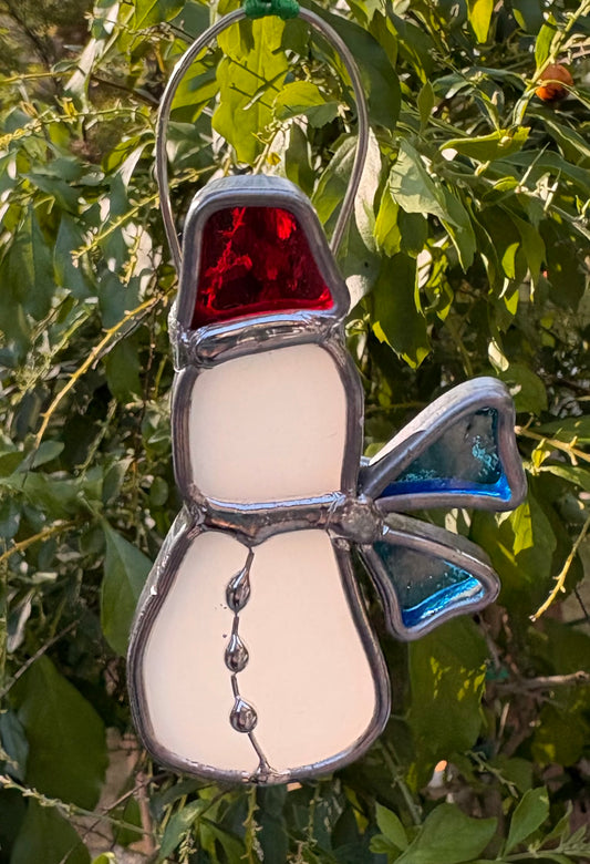 Chillin' Out - Snowman Ornament